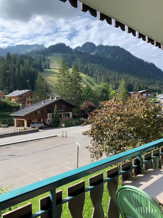 155 Piste Dans Mon Canape 沙泰勒 外观 照片